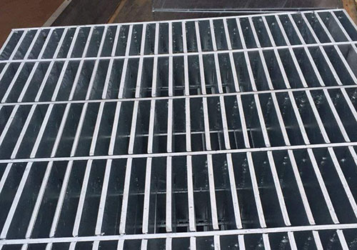 停車(chē)場(chǎng)鋼格柵板